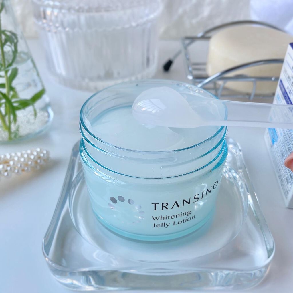 薬用ホワイトニングジュレローション/トランシーノ/化粧水を使ったクチコミ(4枚目)