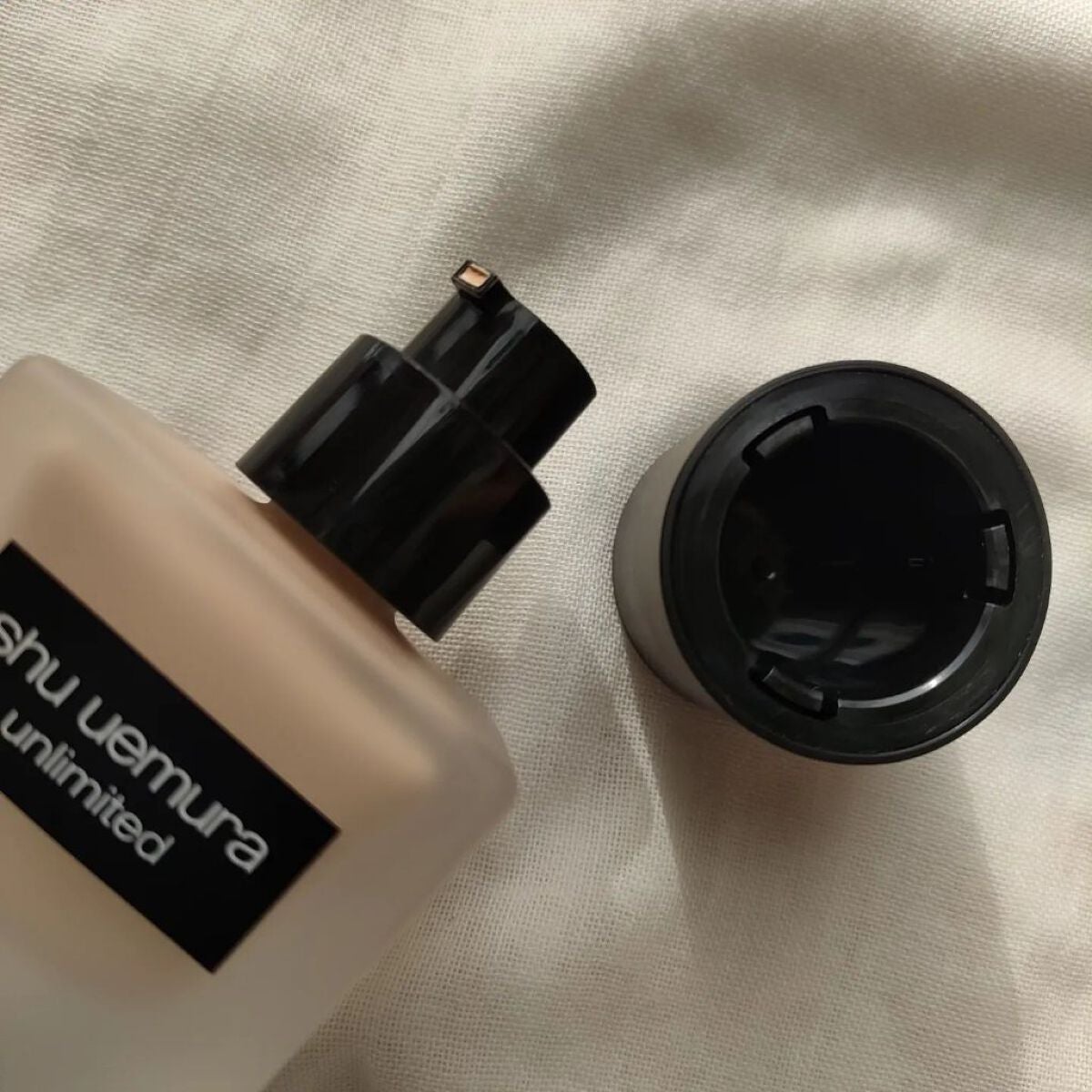 (旧)アンリミテッド ラスティング フルイド/shu uemura/リキッドファンデーションを使ったクチコミ(2枚目)