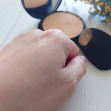 ベアプロ 16HR パウダー ファンデーション ライト 20 ウォーム/bareMinerals/パウダーファンデーションの画像