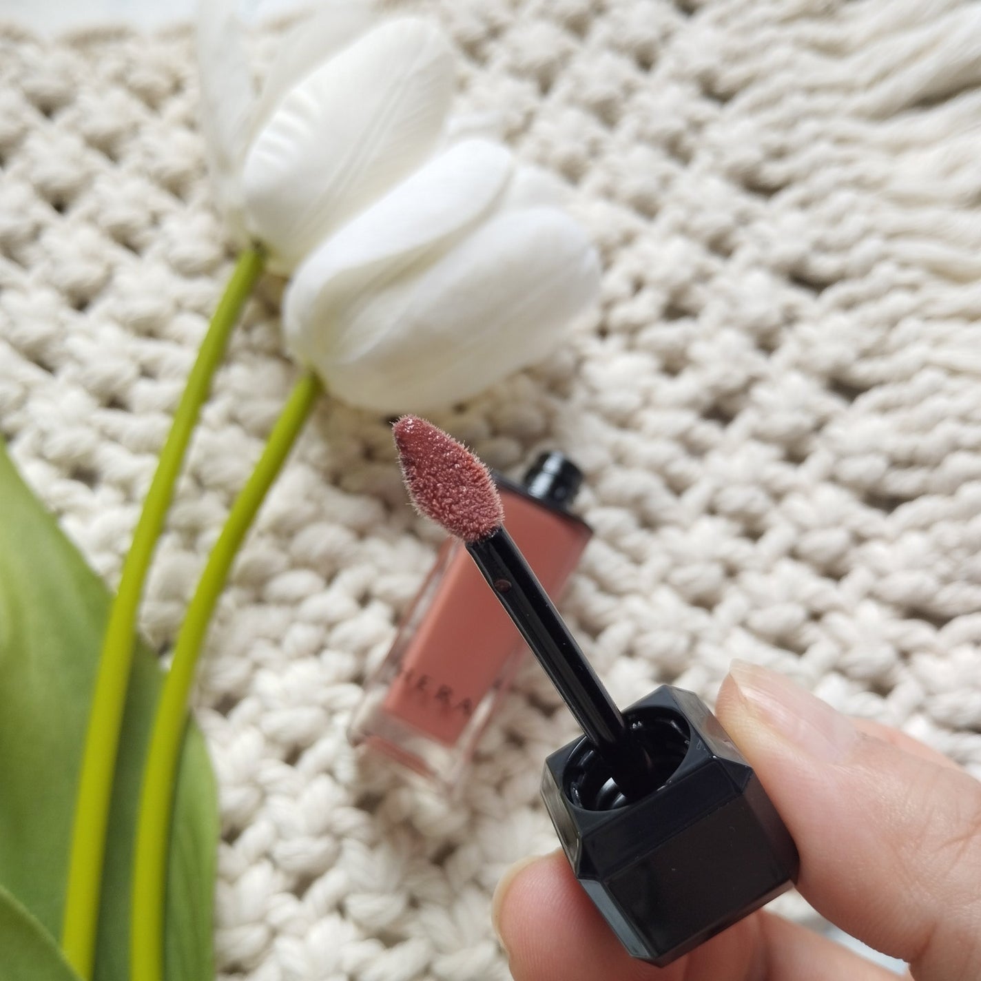 センシュアルヌードグロス/HERA/リップグロスを使ったクチコミ(7枚目)