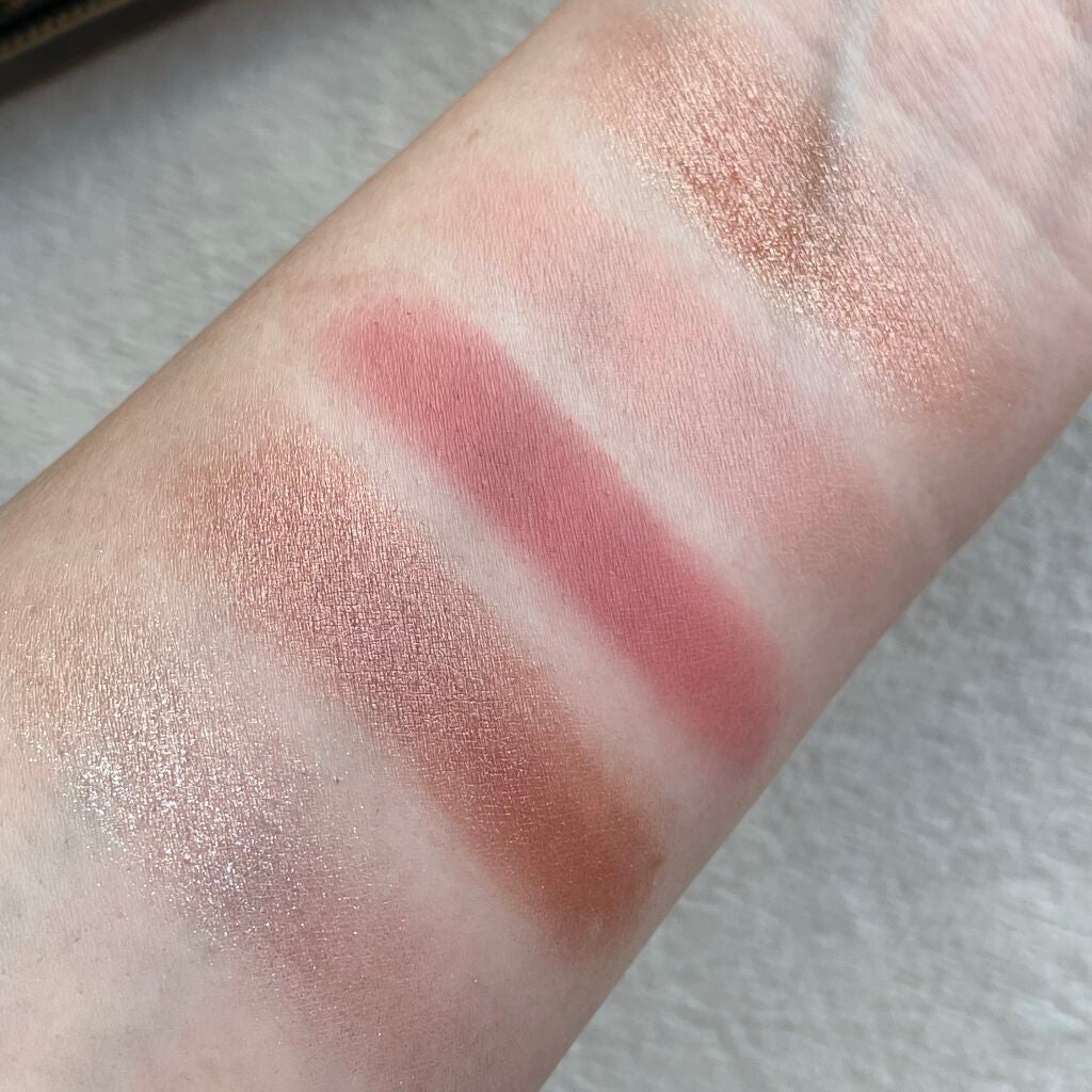 パノラミック ピンク アイシャドウ パレット/BOBBI BROWN/アイシャドウパレットを使ったクチコミ(7枚目)