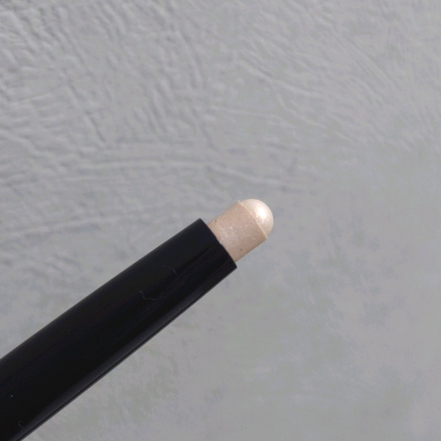 ロングウェア クリーム シャドウ スティック/BOBBI BROWN/スティックアイシャドウを使ったクチコミ(4枚目)