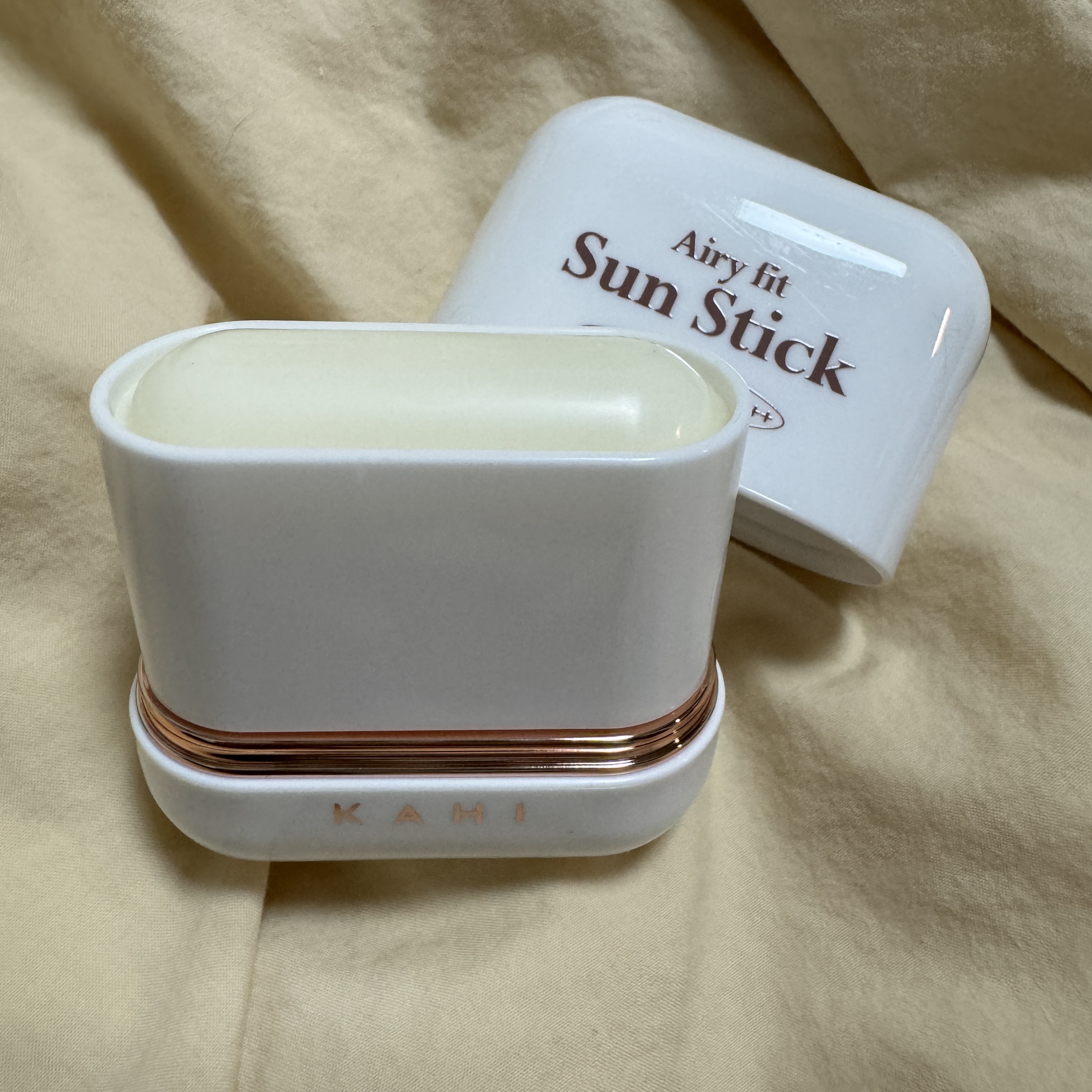 エアリーフィットサンスティック/KAHI/日焼け止めスティックを使ったクチコミ（2枚目）