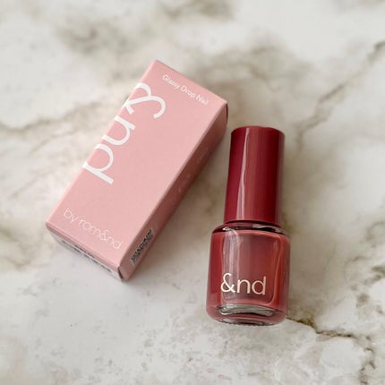 アンドバイロムアンド グラッシードロップネイル RD01 ラズベリー/&nd by rom&nd/マニキュアを使ったクチコミ(2枚目)