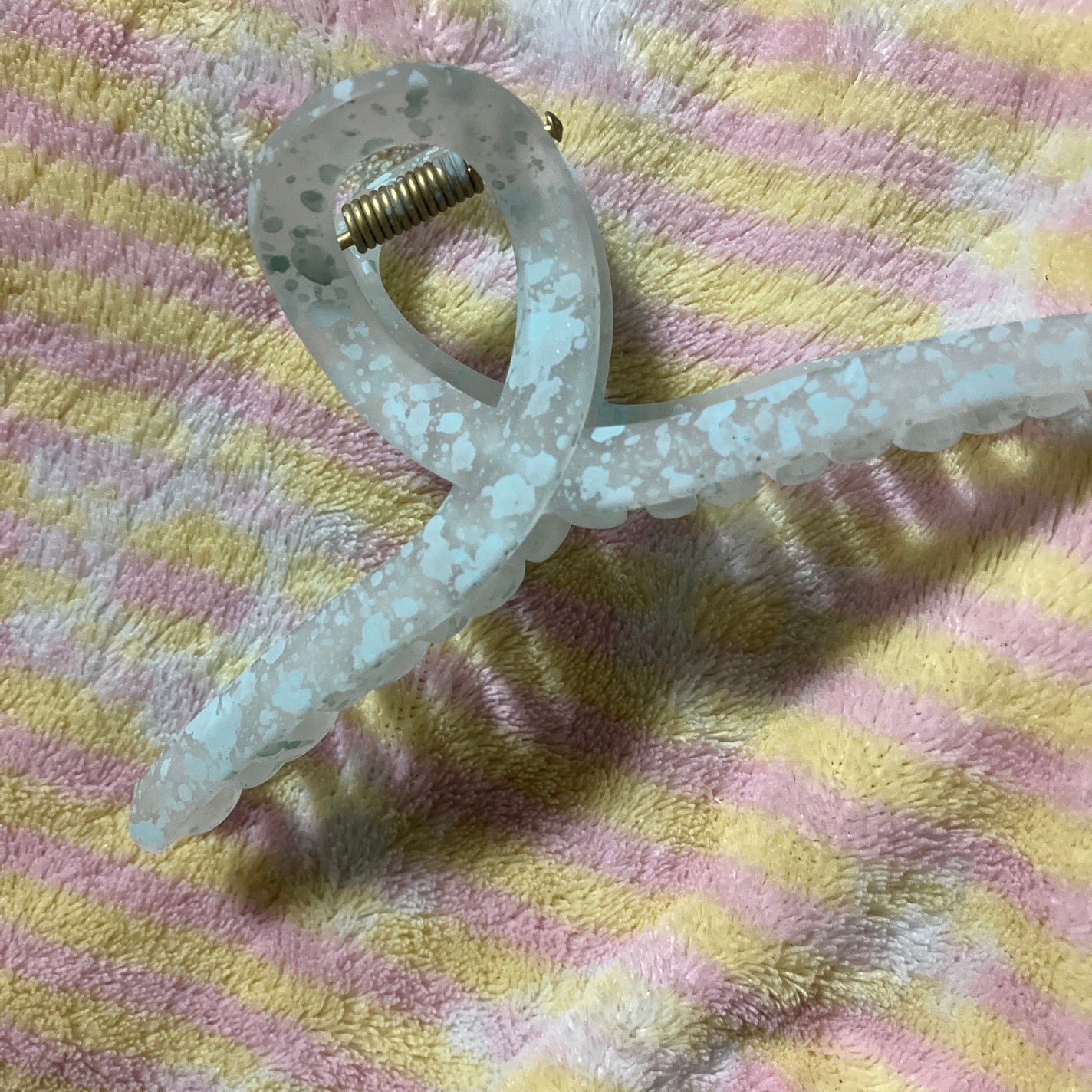 あんな on LIPS 「DAISOのヘアクリップ🫧🫧🫧🫧ヘアクリップ好き。でも、なかな..」(1枚目)