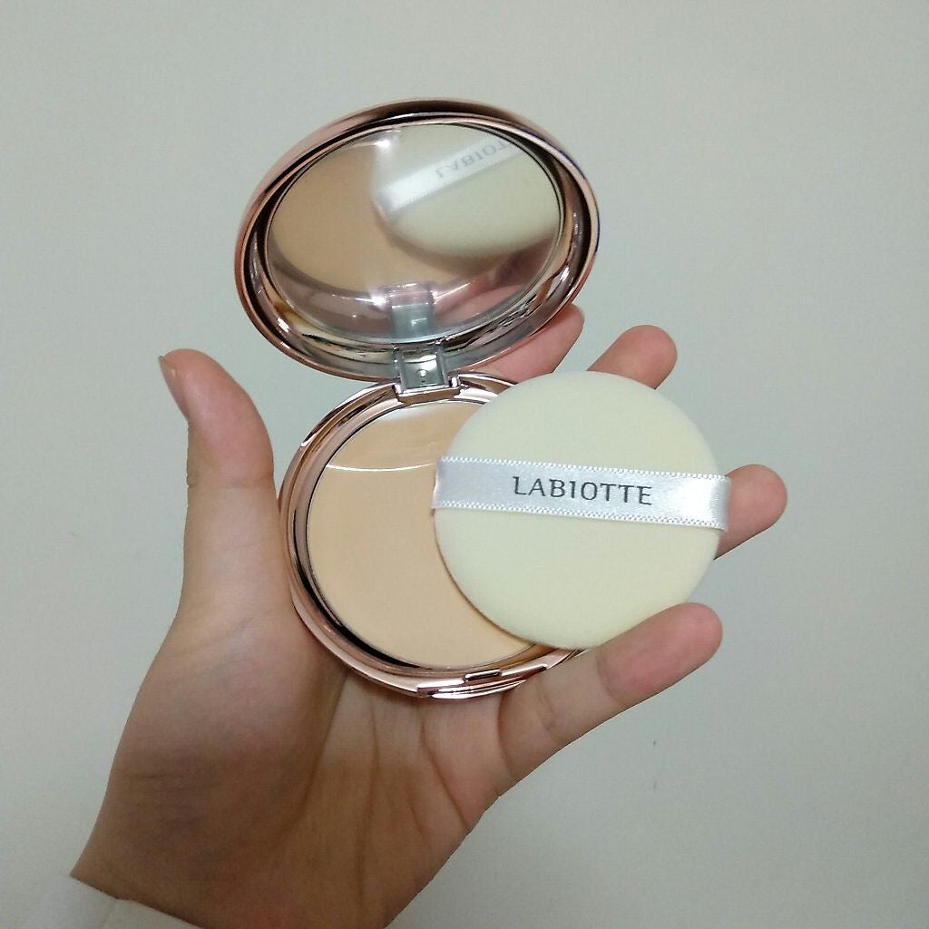 タイムカバープレストパウダー/LABIOTTE/プレストパウダーを使ったクチコミ(4枚目)