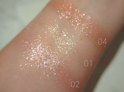 トロピカル シリアル グリッター フレーク/TONYMOLY/グリッターを使ったクチコミ(3枚目)