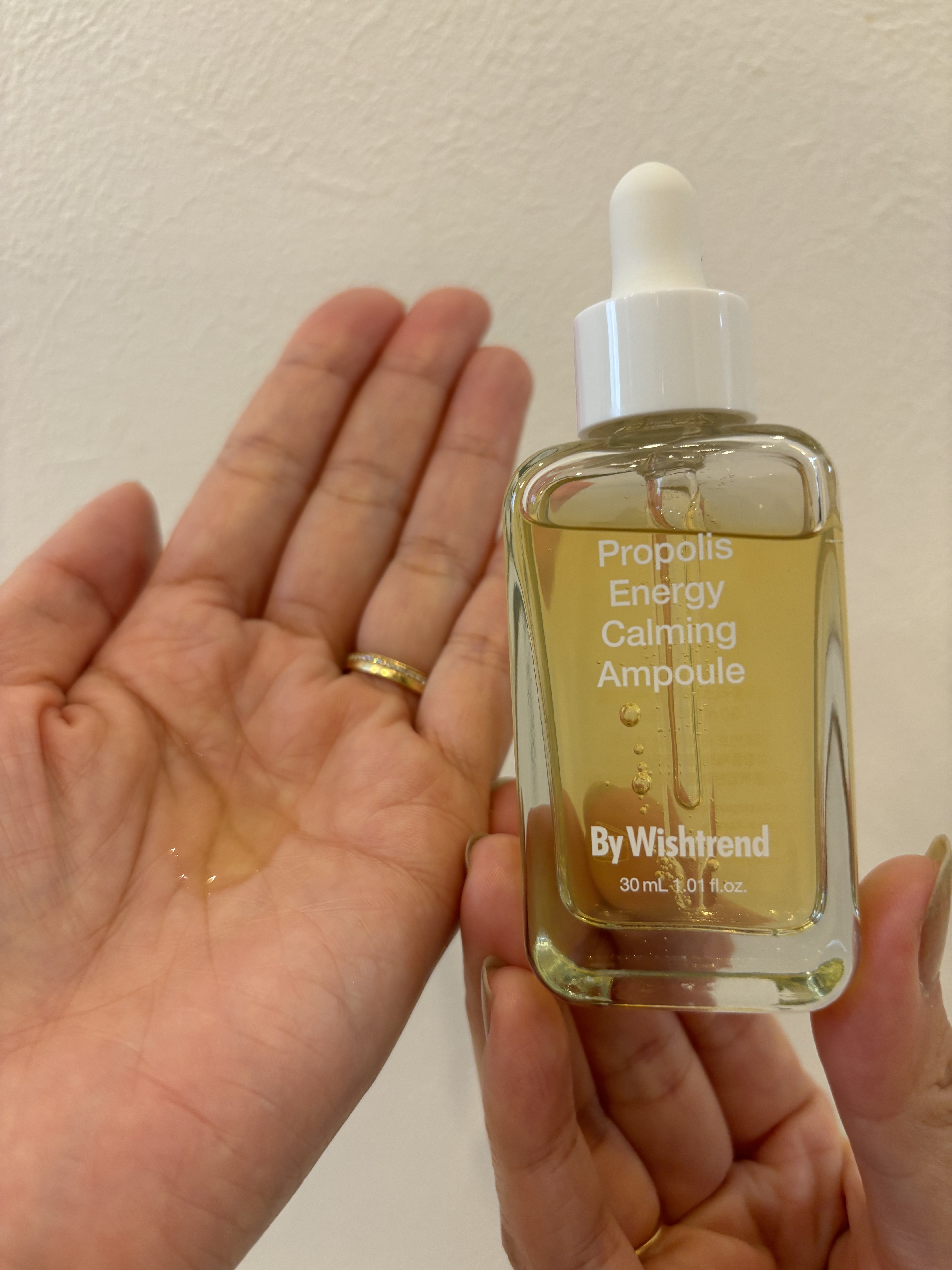 プロポリスエナジーカーミングアンプル/By Wishtrend/美容液を使ったクチコミ（3枚目）