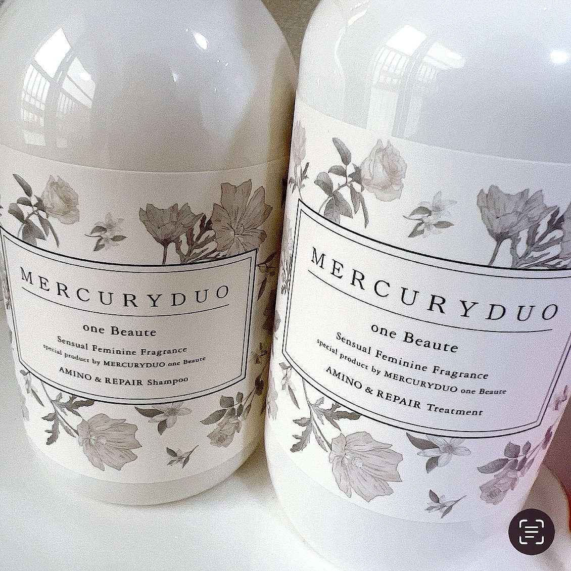 フレグランスシャンプー&ウォータートリートメント スパークリングフローラルの香り/MERCURYDUO/市販シャンプーを使ったクチコミ（2枚目）