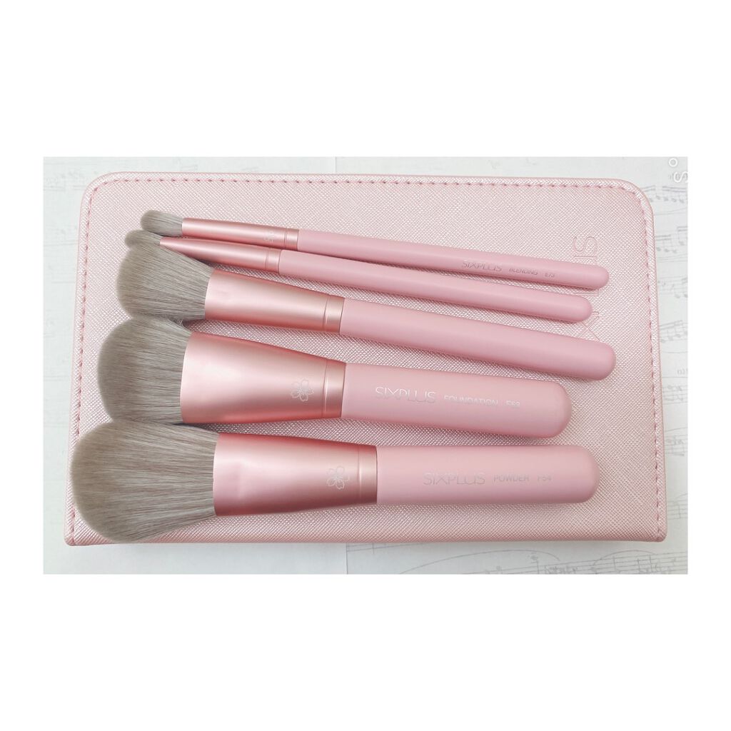 SIXPLUS メイクブラシ 5本セット - Dawnシリーズ (ブラック)/SIXPLUS/メイクブラシを使ったクチコミ(2枚目)