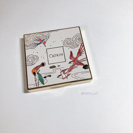 浮生大梦 9色アイシャドウパレット/CATKIN/アイシャドウパレットを使ったクチコミ(1枚目)