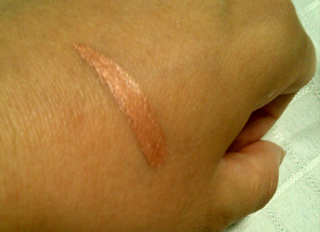 スパークリングアイグロス/スウィーツ スウィーツ/リキッドアイシャドウを使ったクチコミ(3枚目)