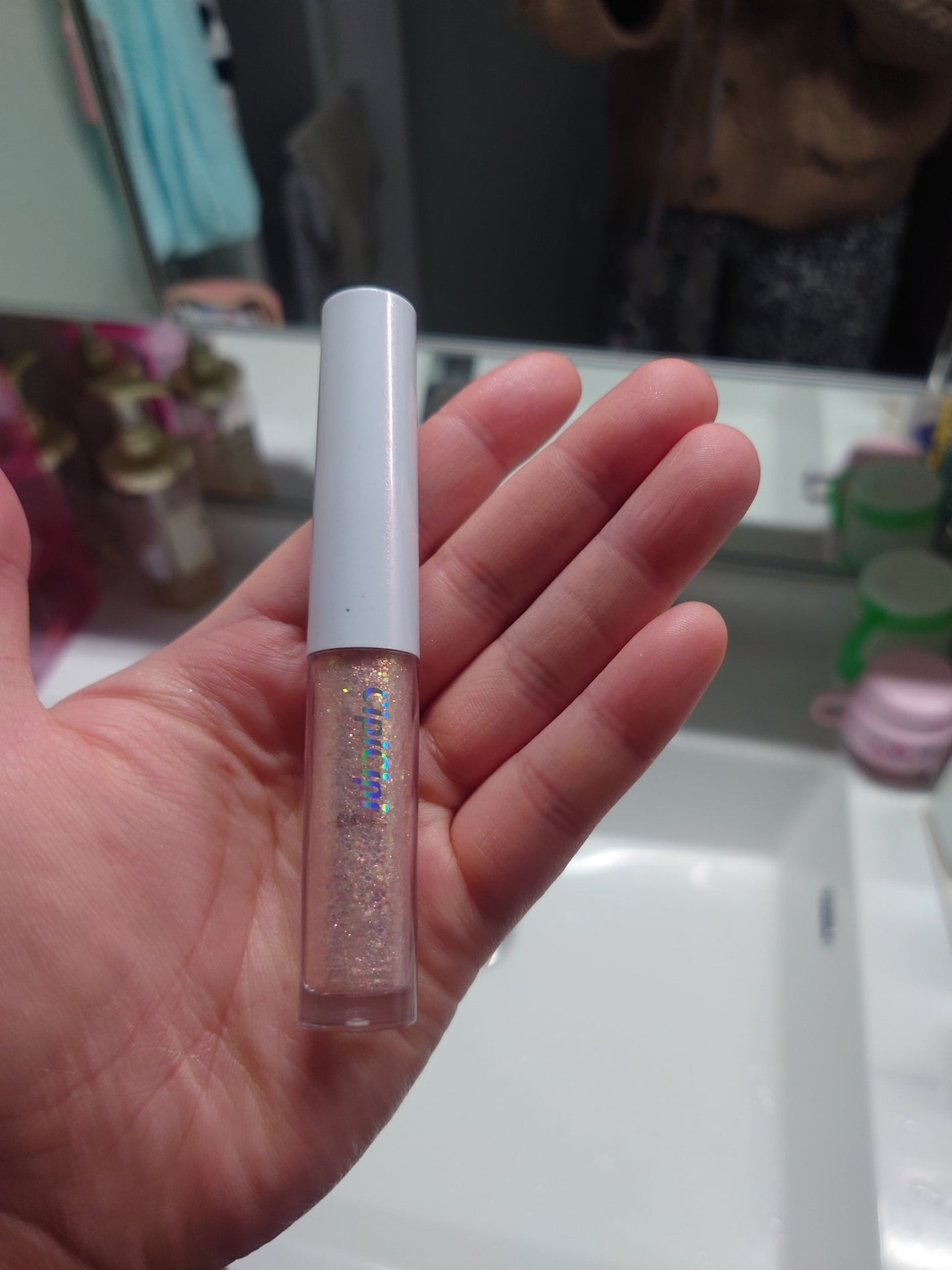 シピシピ グリッター イルミネーションライナー S/CipiCipi/リキッドアイライナーを使ったクチコミ(1枚目)