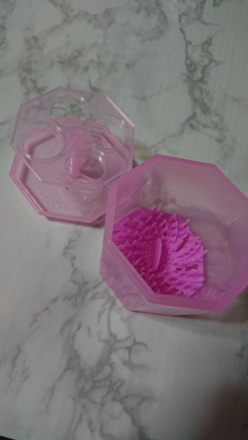 メイクブラシクリーナー/DAISO/その他化粧小物を使ったクチコミ(2枚目)