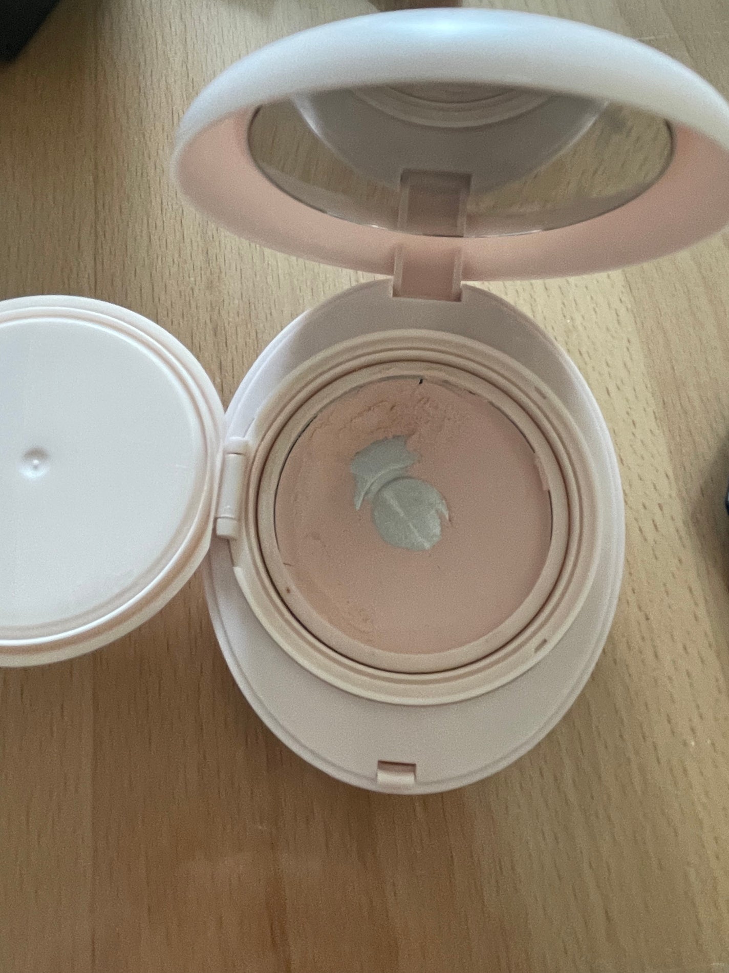 エッグサンバーム/wooliliwoo/化粧下地を使ったクチコミ(2枚目)