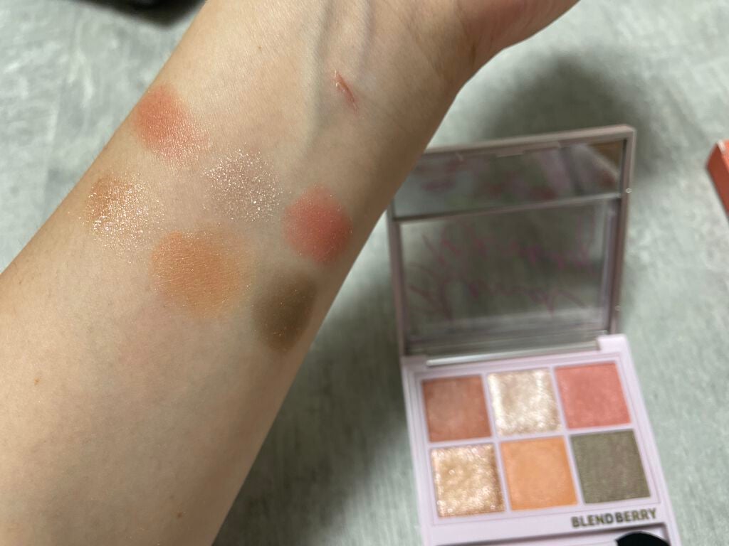 オーラクリエイション/BLEND BERRY/アイシャドウパレットを使ったクチコミ(1枚目)