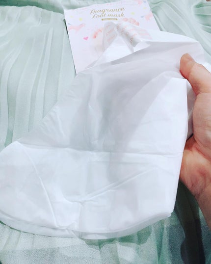 しゃーちゃん on LIPS 「@naturavie.rakuten様から頂いたハンドマスクと..」(2枚目)