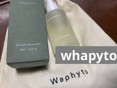 ✨コスメ購入品✨　Waphyto


#Waphyto の　#クリスマスコフレ 
#アロマティック ルームミストブレス を
購入しました！💕

天然精油100%の
#ルームフレグランス が限定登場！

