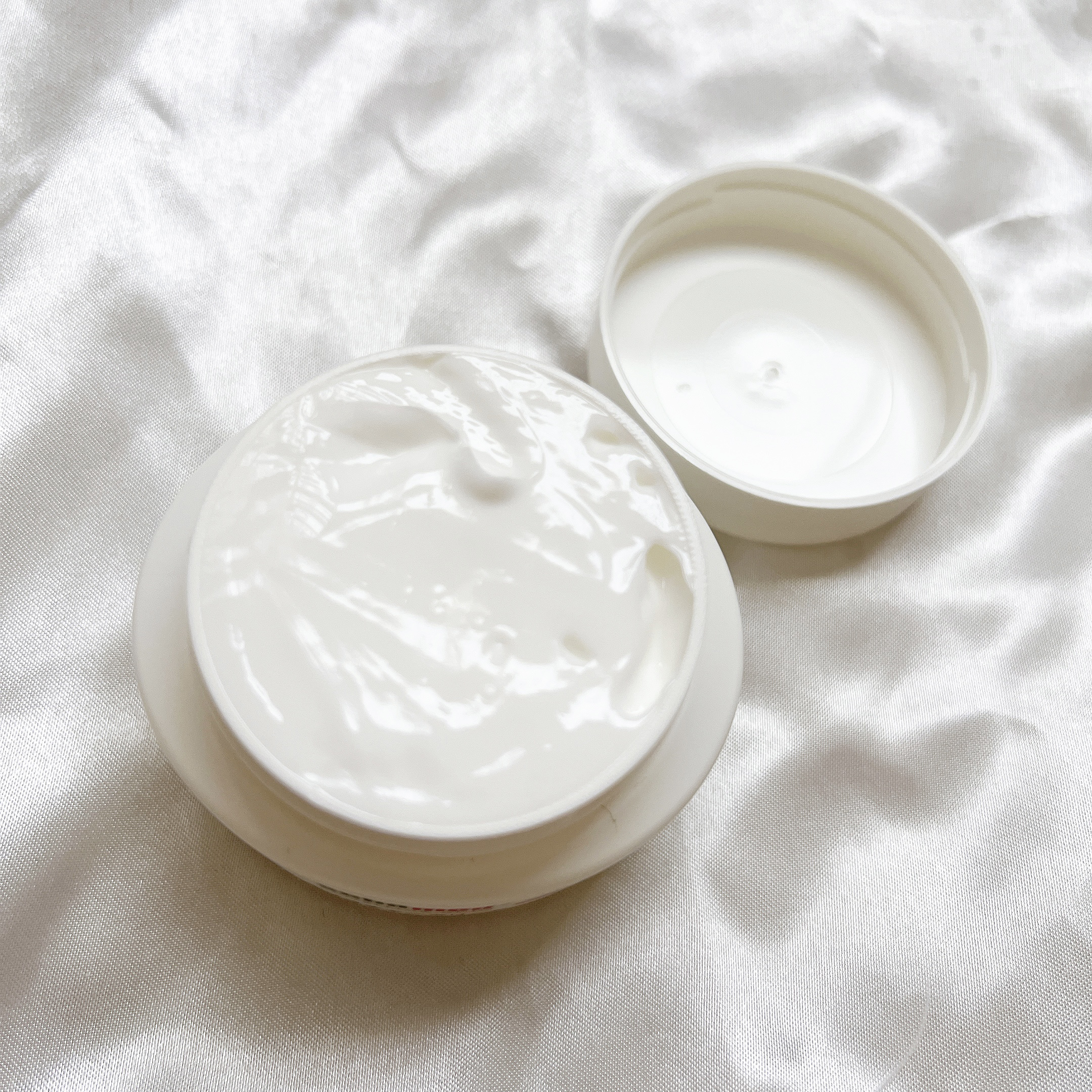 セバメド モイスチャークリームのクチコミ「＼理想的な肌バランスpH5.5にあわせてつくられた保湿クリーム／
　
　
　
　
セバメド

.....」（2枚目）