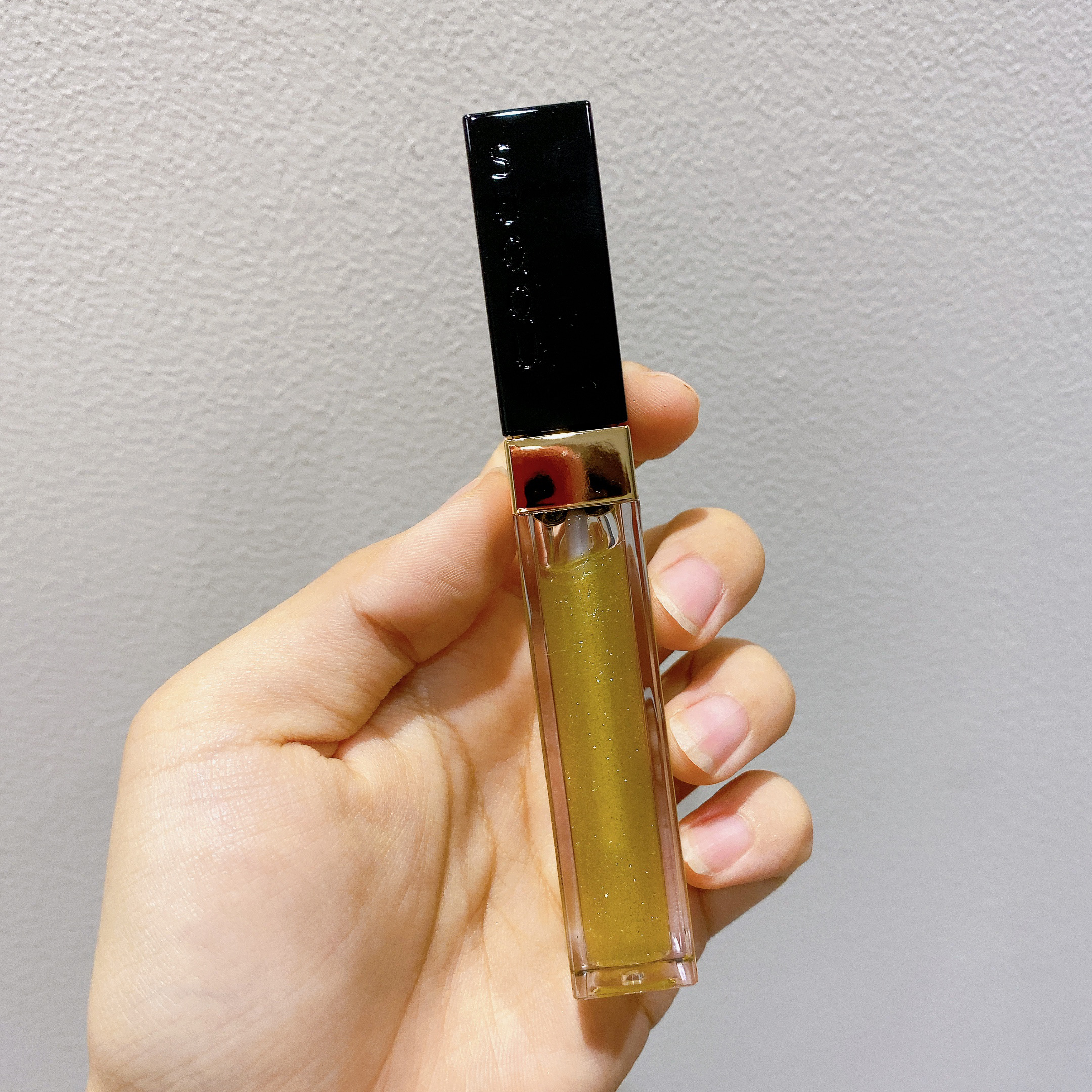 フロウレス リップ グロス/SUQQU/リップグロスを使ったクチコミ（2枚目）