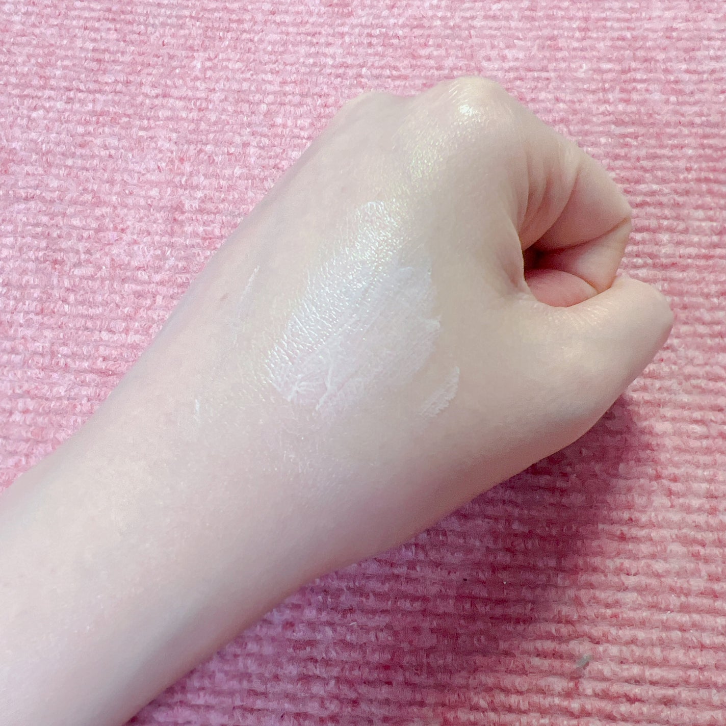UVイデア XL プロテクショントーンアップ ローズ/ラ ロッシュ ポゼ/日焼け止めクリームを使ったクチコミ(3枚目)