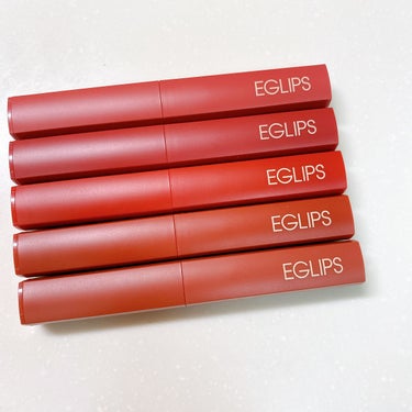 EGLIPS ミューズインベルベットリップスティックのクチコミ「\EGLIPS ミューズインベルベットリップスティック/

V001　フォールインロージー

.....」（1枚目）