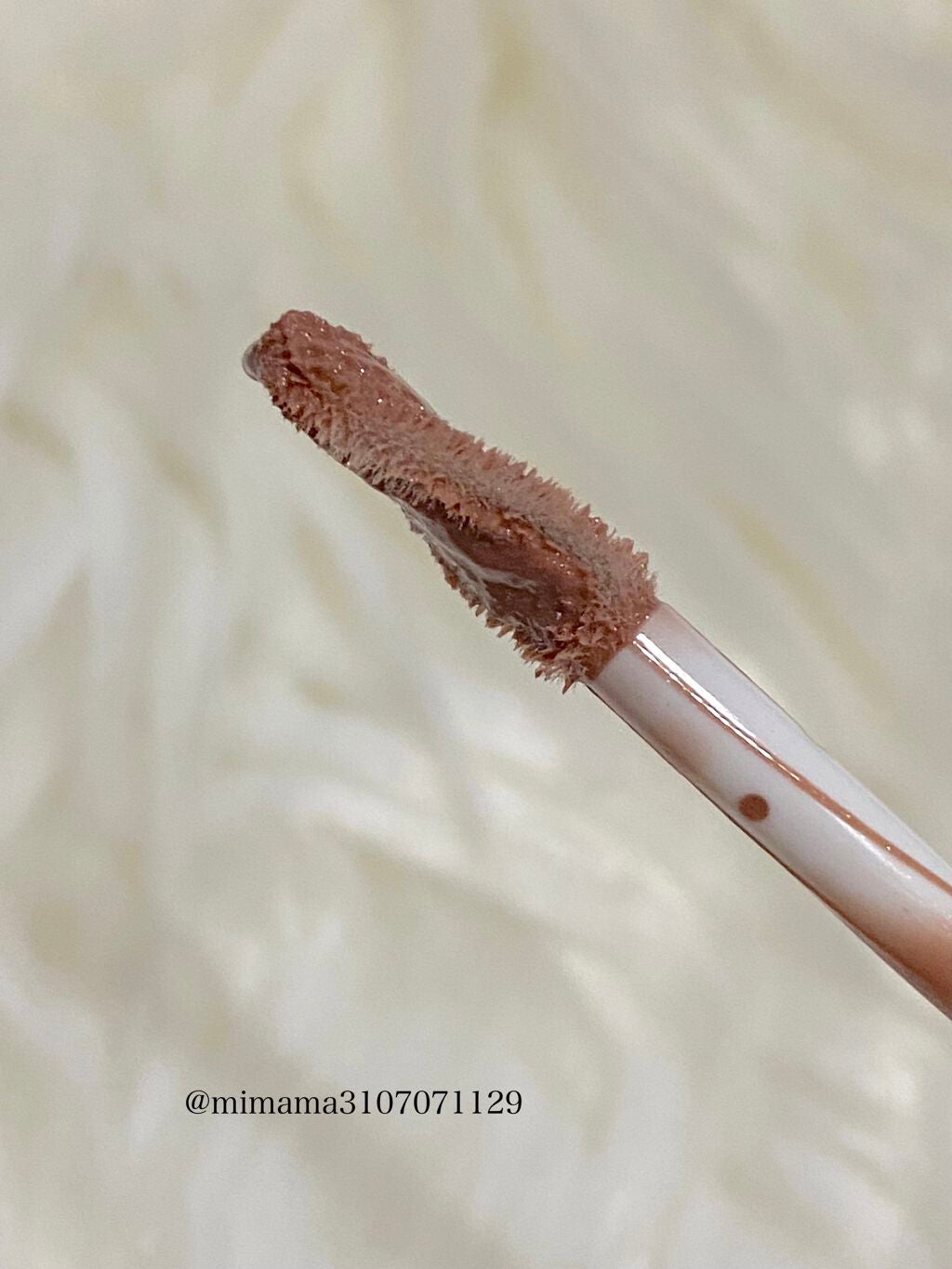 クレ・ド・ポー ボーテ ブリアンアレーブルエクラ/クレ・ド・ポー ボーテ/リップグロスを使ったクチコミ(3枚目)