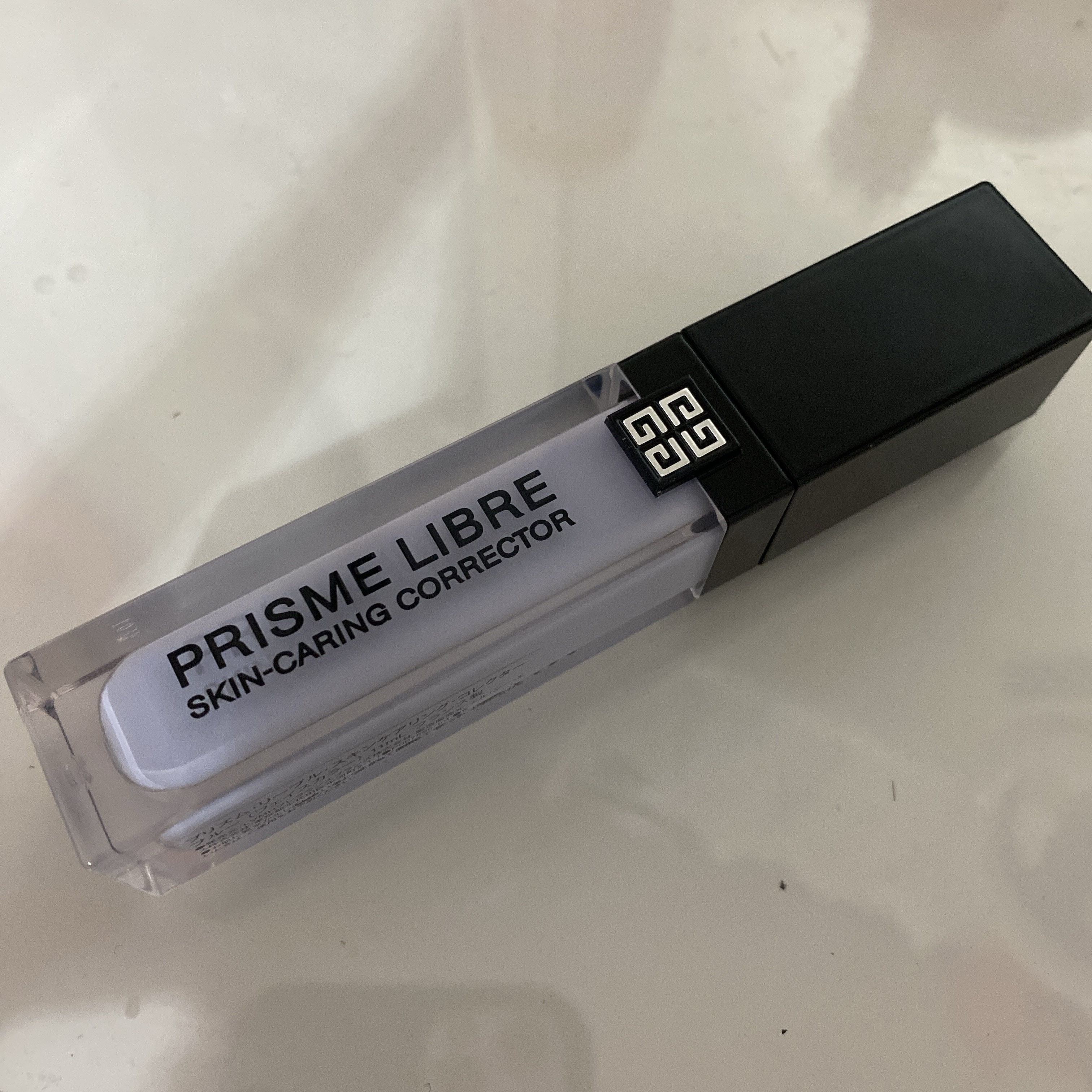 プリズム・リーブル・スキンケアリング・コレクター/GIVENCHY/化粧下地を使ったクチコミ（1枚目）