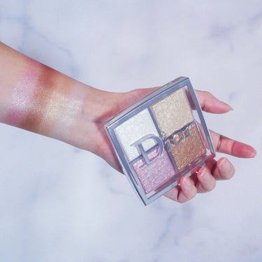 Dior ディオール バックステージ フェイス グロウ パレットのクチコミ「Dior Backstage Glow Face Palette 
001

初めて購入したの.....」（2枚目）