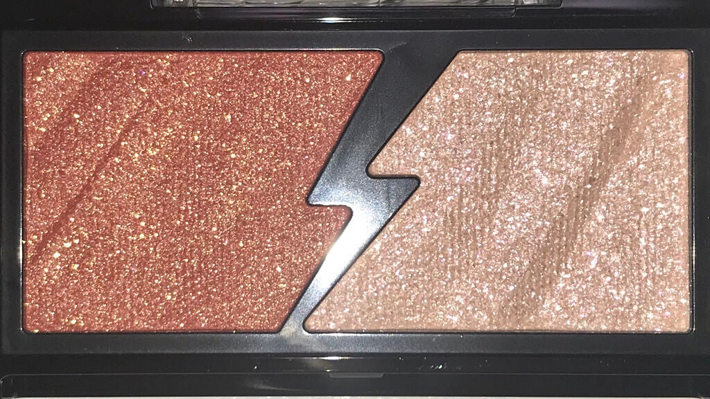 エレクトリックショックアイズ /KATE/アイシャドウパレットを使ったクチコミ(3枚目)