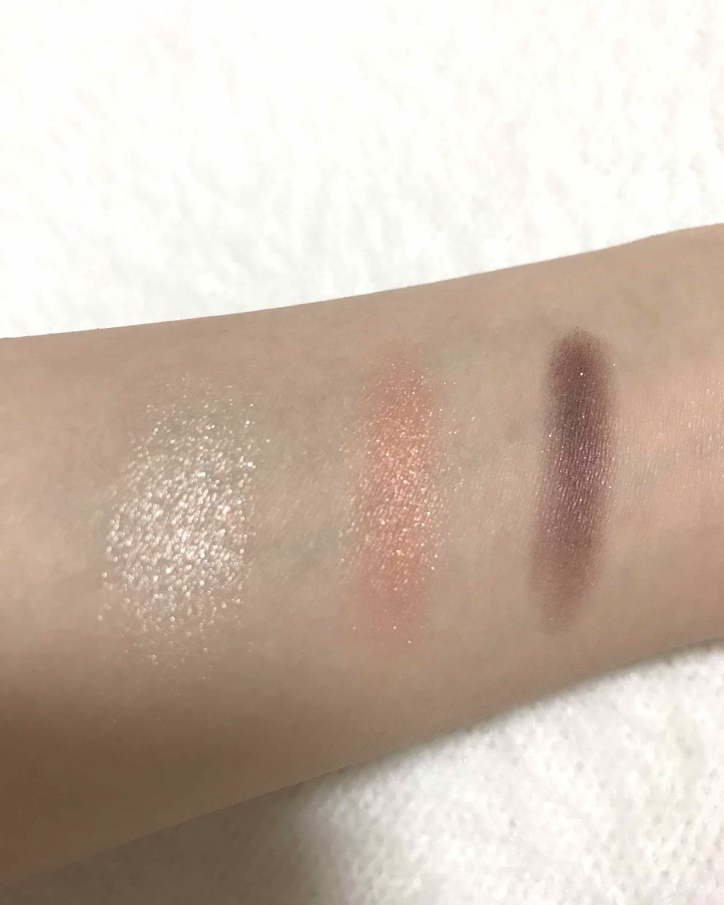 トーンアップアイシャドウ/CEZANNE/アイシャドウパレットを使ったクチコミ(3枚目)