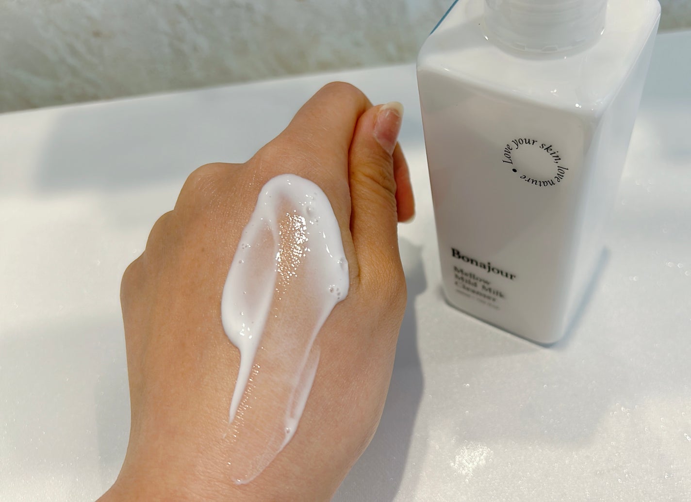メロウマイルドミルククレンザー/Bonajour/ミルククレンジングを使ったクチコミ(4枚目)