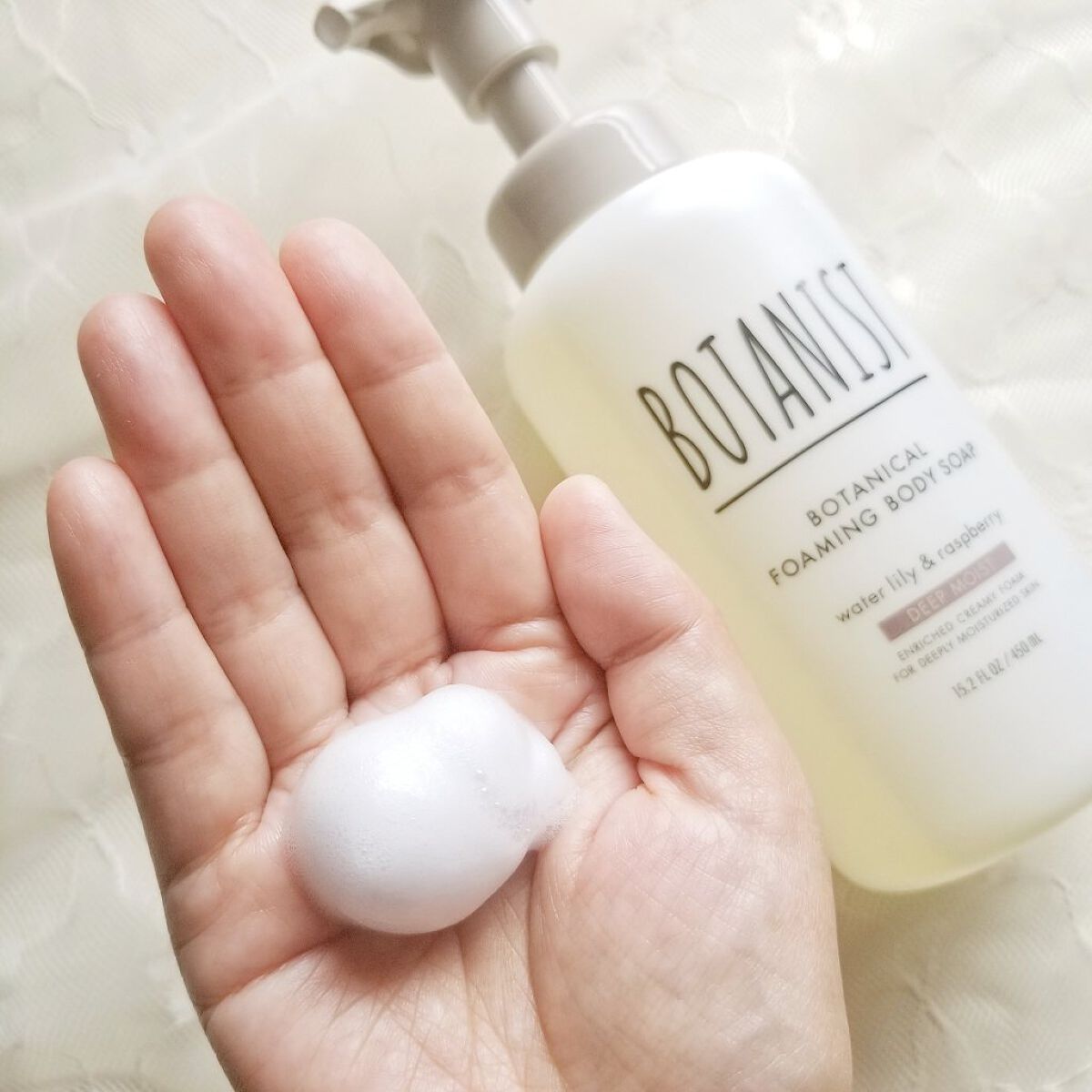 ボタニカルフォーミング ボディーソープ（ディープモイスト）/BOTANIST/ボディソープを使ったクチコミ（3枚目）