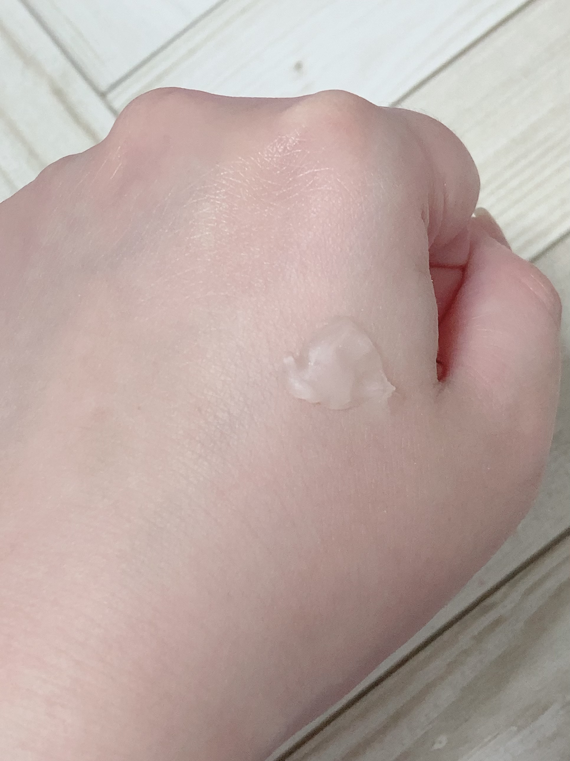 毛穴レスコンシーラー/CEZANNE/クリームコンシーラーを使ったクチコミ（2枚目）