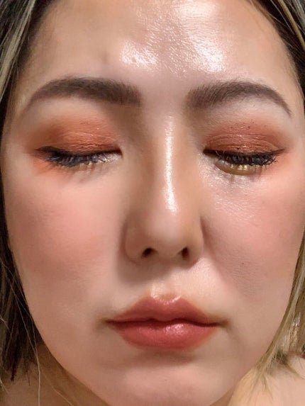 ゆっちゃん on LIPS 「#今日のメイクファンではV3眉毛はリシェアイブロウパウダー👄唇..」(2枚目)