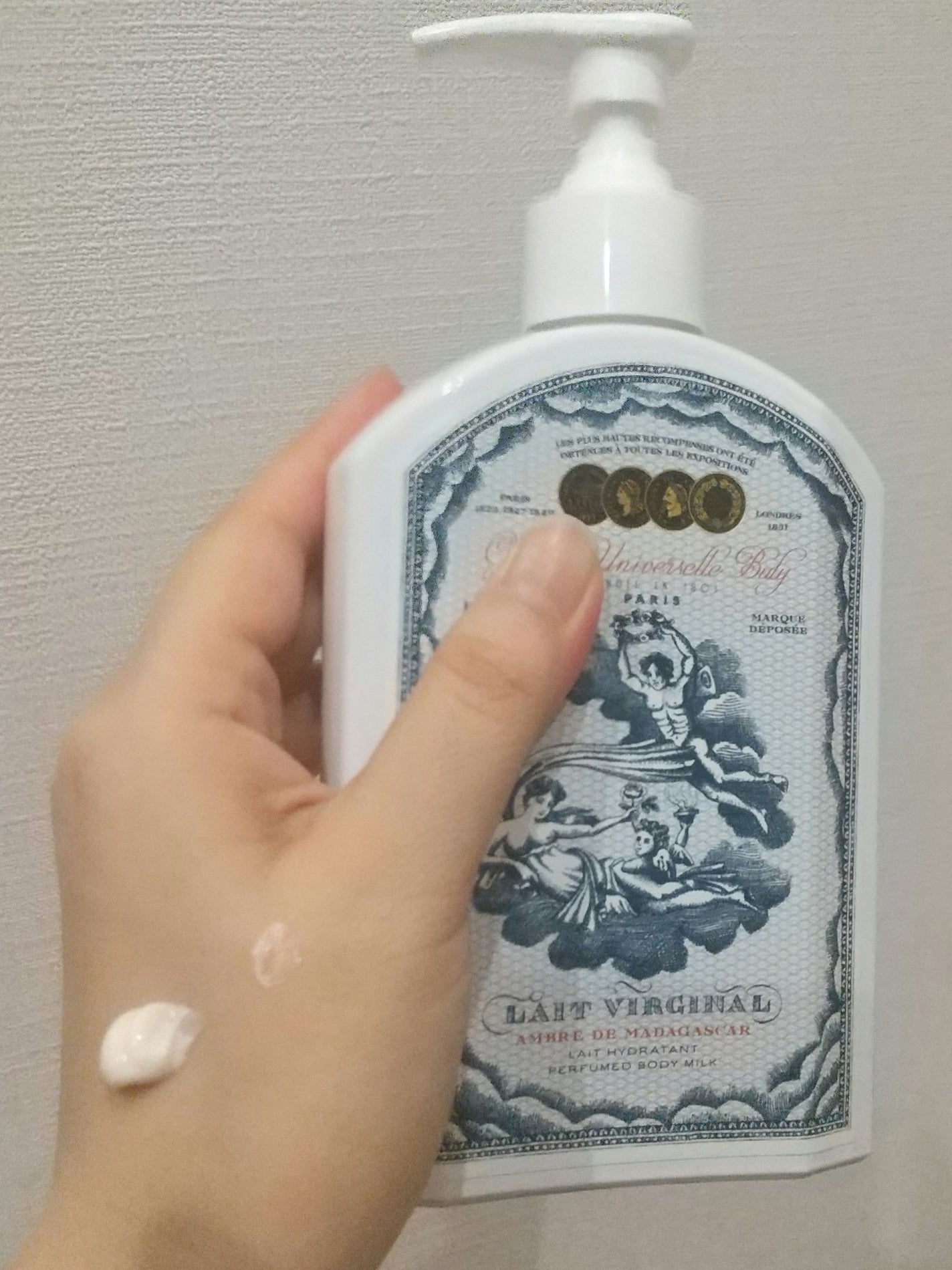 レ・ヴィルジナル/オフィシーヌ・ユニヴェルセル・ビュリー/ボディミルクを使ったクチコミ(3枚目)