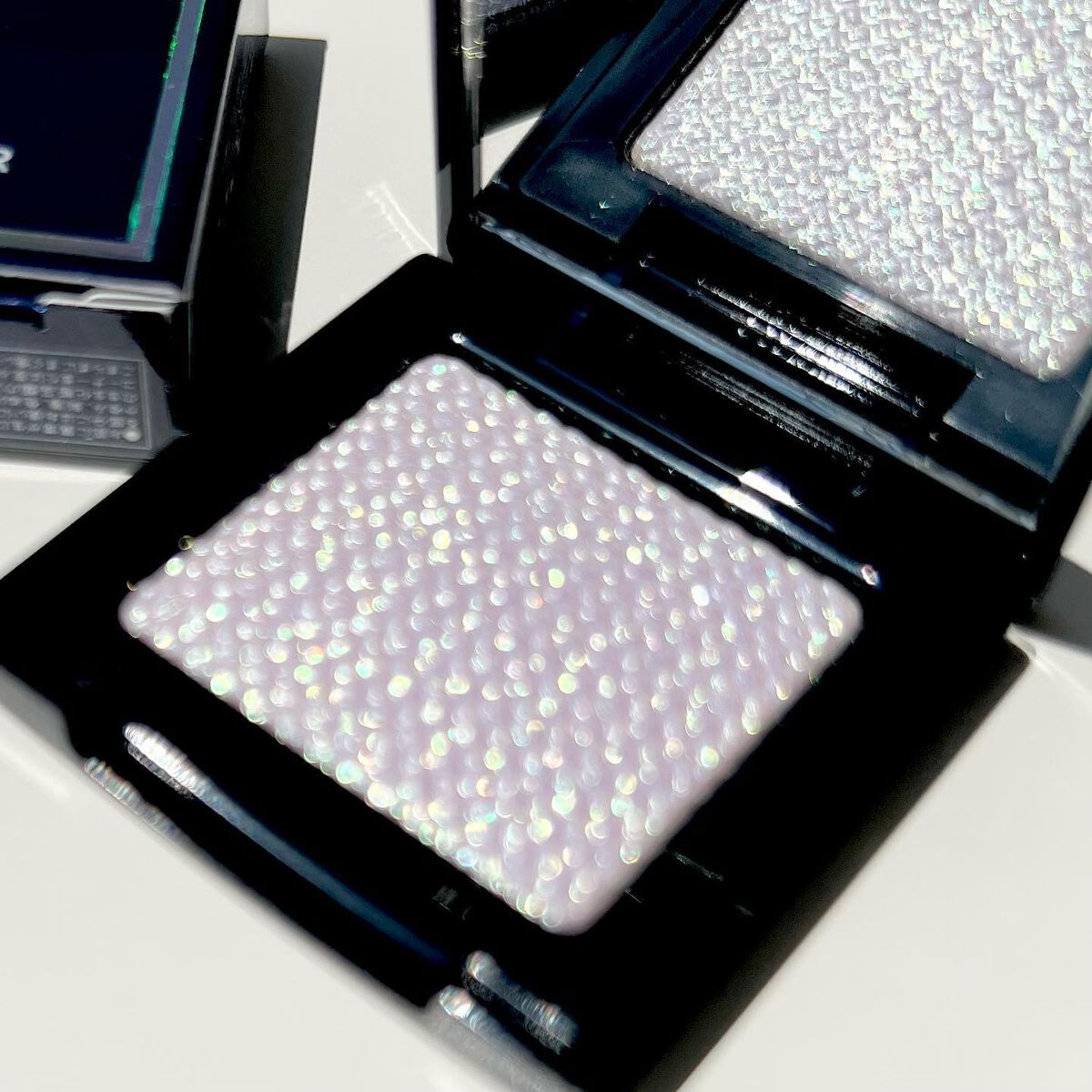 エレガンス ラズル スターアイカラー/エレガンス ラズル /単色アイシャドウを使ったクチコミ（2枚目）