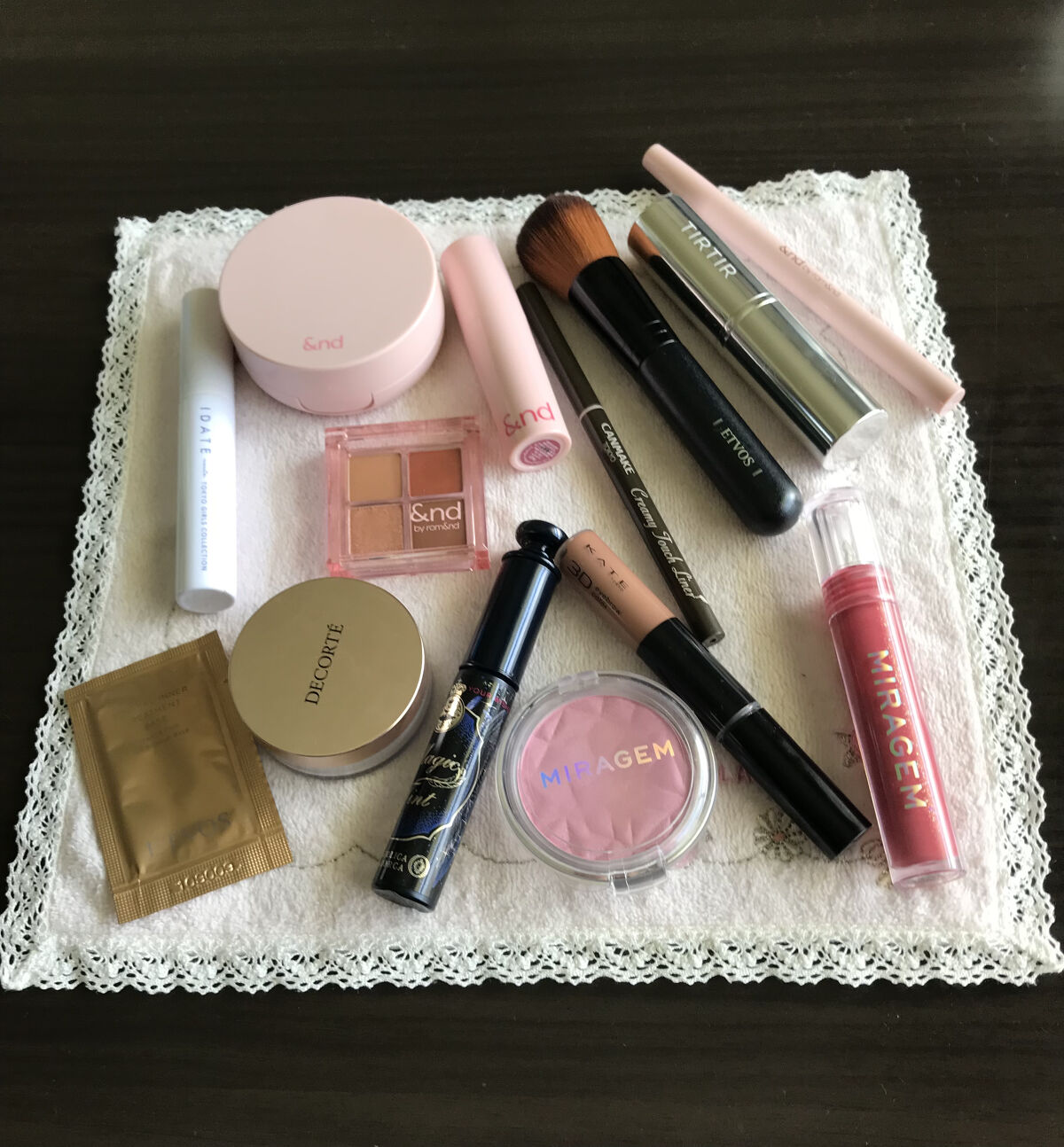 アンドバイロムアンド　メロウマットクッション/&nd by rom&nd/クッションファンデーションを使ったクチコミ（1枚目）