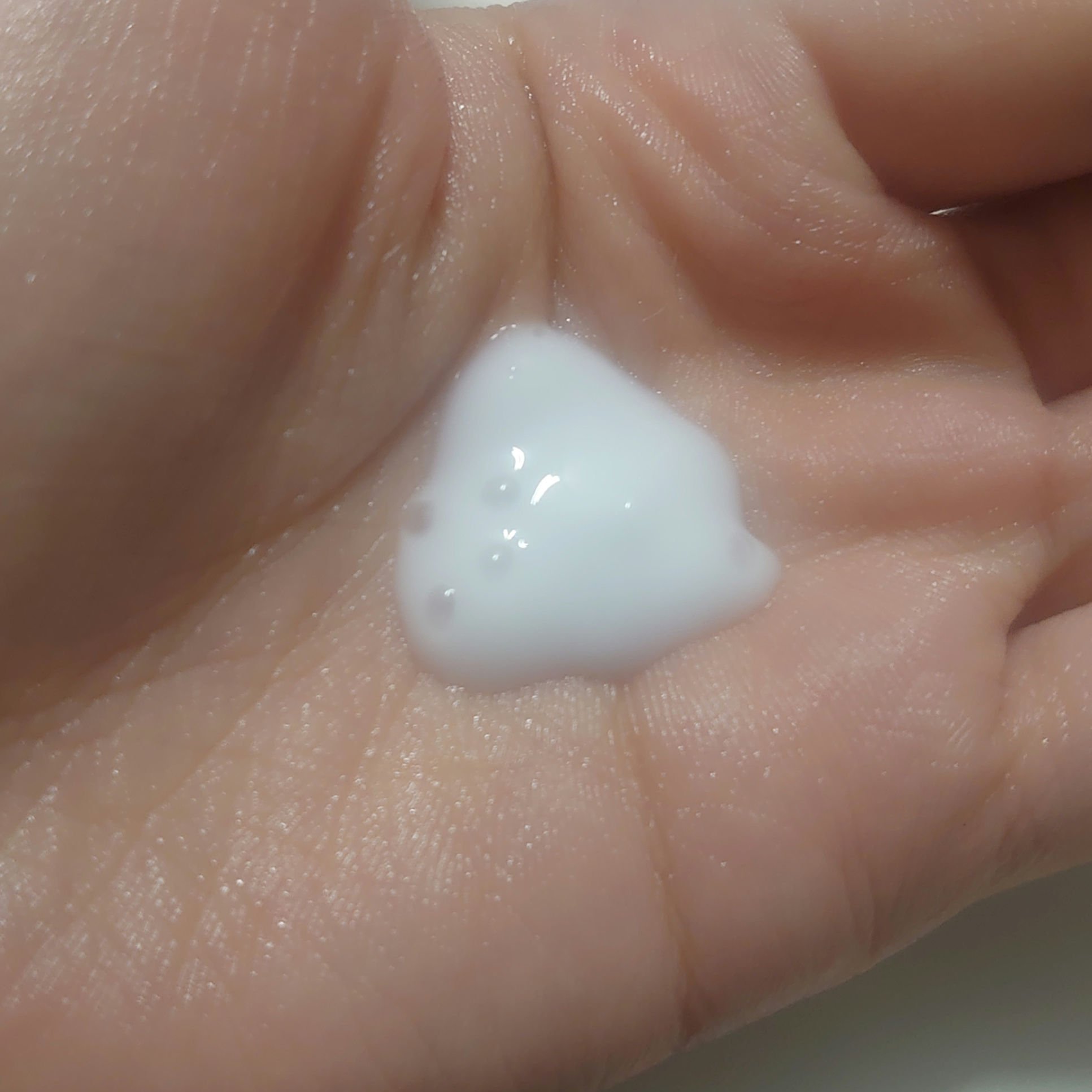 manyo ビフィダバイオームアンプルローションのクチコミ「魔女工場　ビフィダバイオームアンプルローション


「冬より夏に向いてる」みたいなクチコミを
.....」（2枚目）