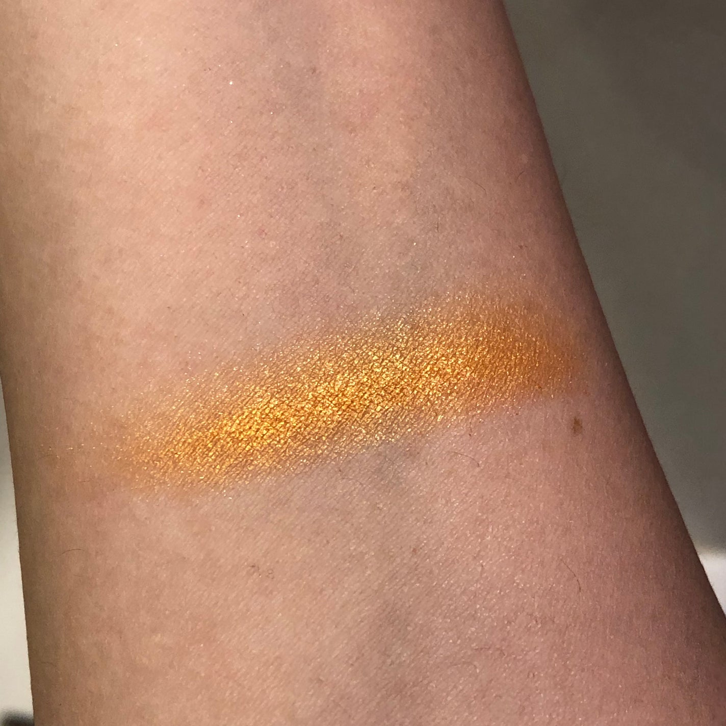 UR GLAM POWDER EYESHADOW/U R GLAM/単色アイシャドウを使ったクチコミ(3枚目)