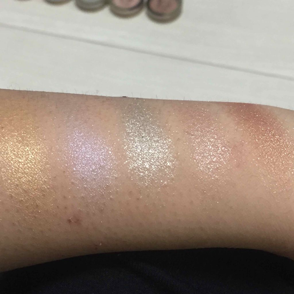 シャイニーシャドウ N/excel/単色アイシャドウを使ったクチコミ（2枚目）