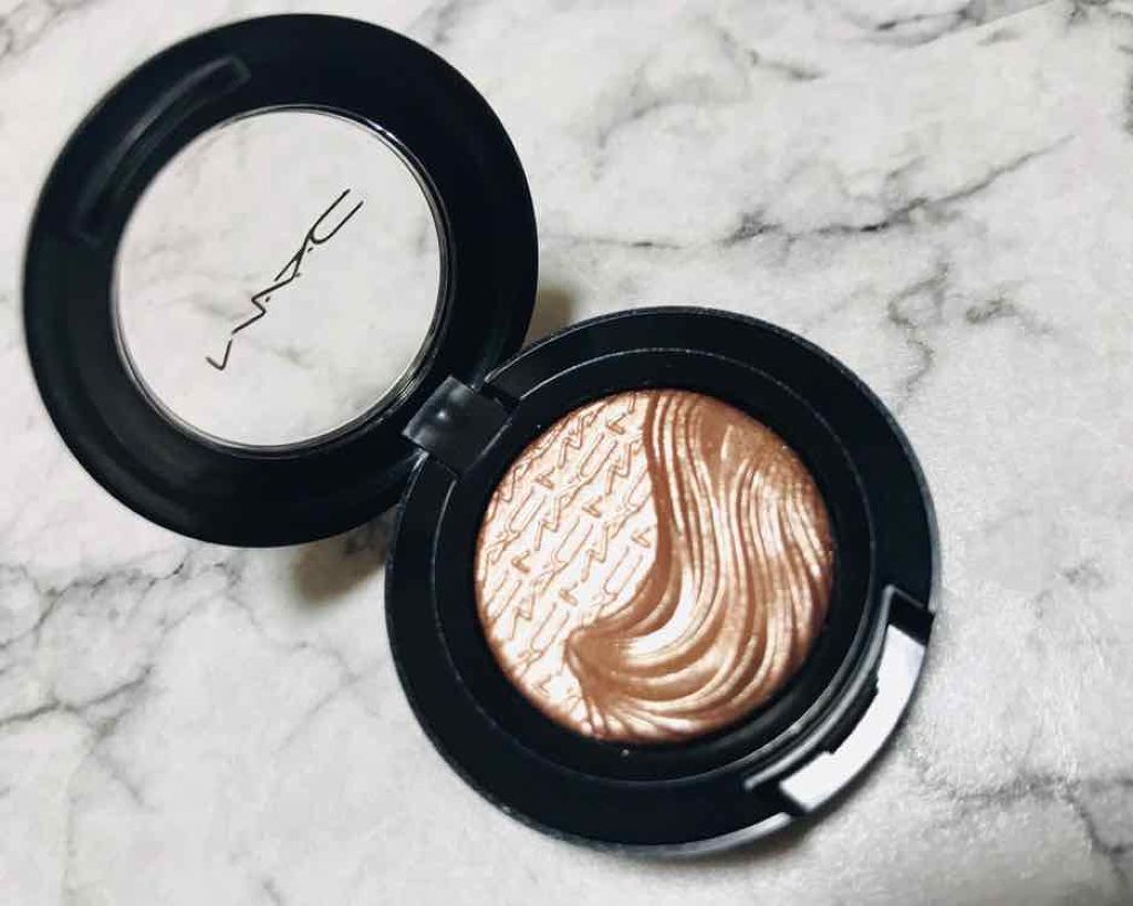 エクストラ ディメンション アイシャドウ/M・A・C/単色アイシャドウを使ったクチコミ（1枚目）