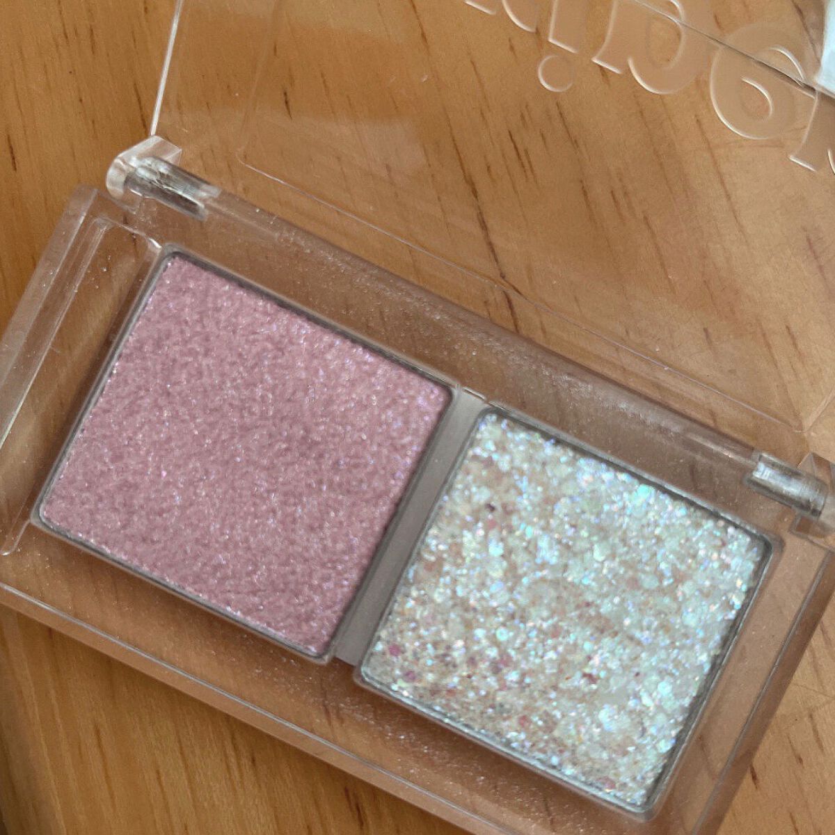 P on LIPS 「periperaペリペラデュオポケットグリッターシャドウ02シ..」(5枚目)