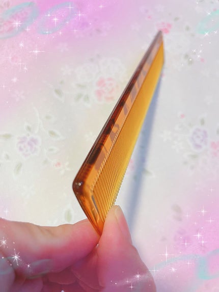 しふぉんけぇき on LIPS 「✩DAISO/べっ甲調バーバーコーム✩110円(税込)ダイソー..」(4枚目)