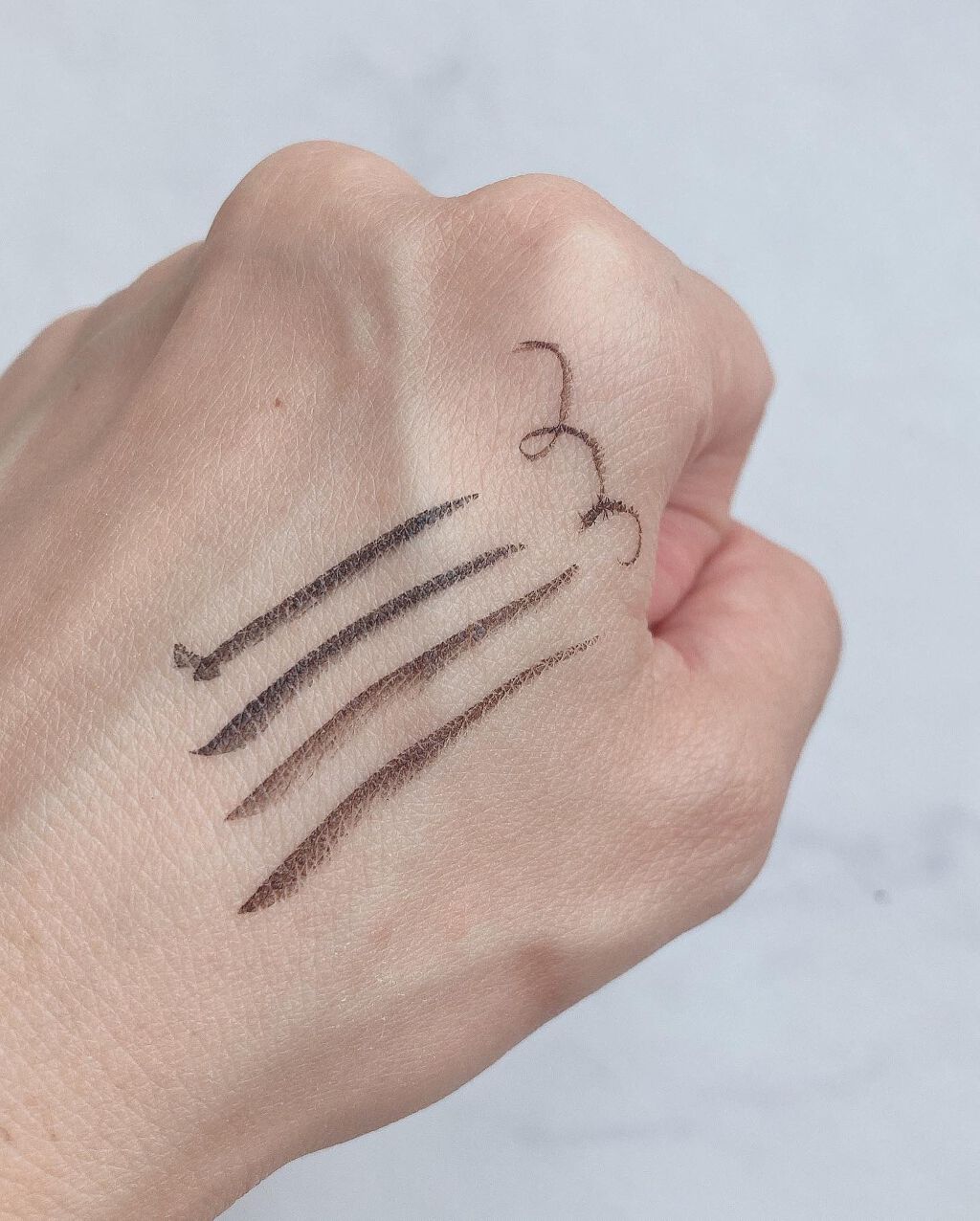 ハイパーシャープ ライナー R/MAYBELLINE NEW YORK/リキッドアイライナーを使ったクチコミ(4枚目)