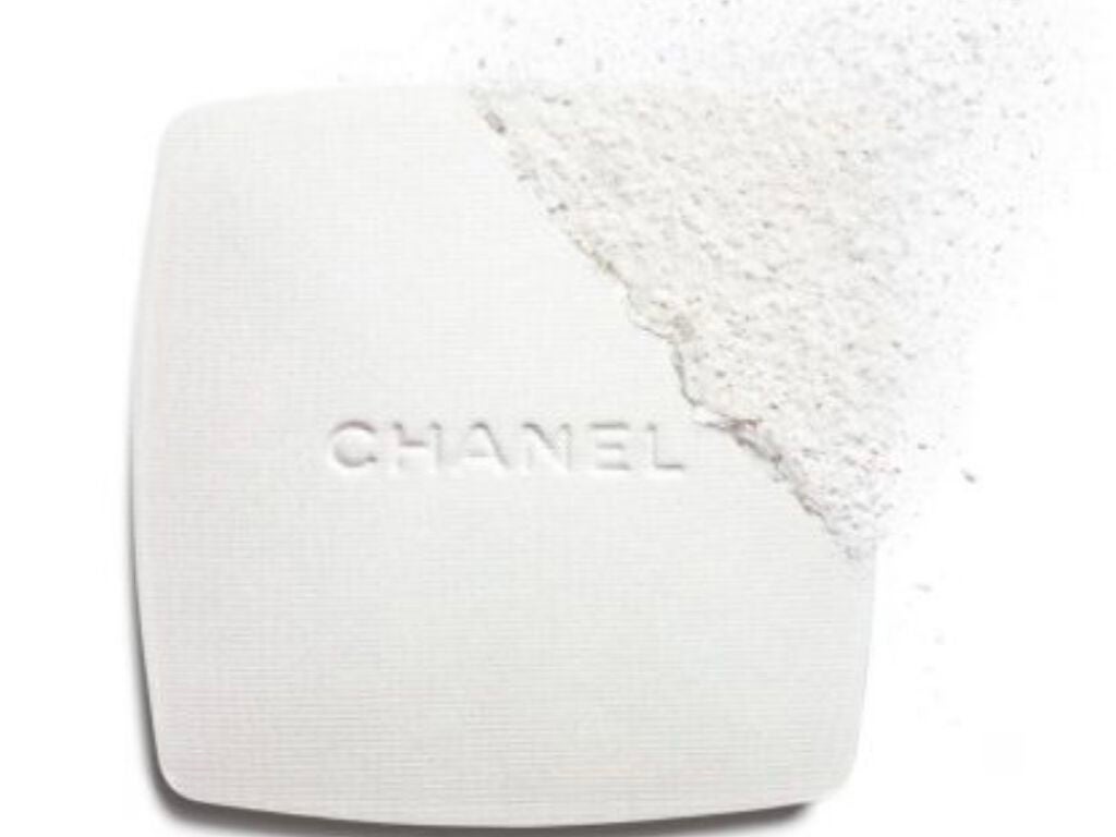 プードゥル ルミエール グラッセ/CHANEL/プレストパウダーを使ったクチコミ(2枚目)
