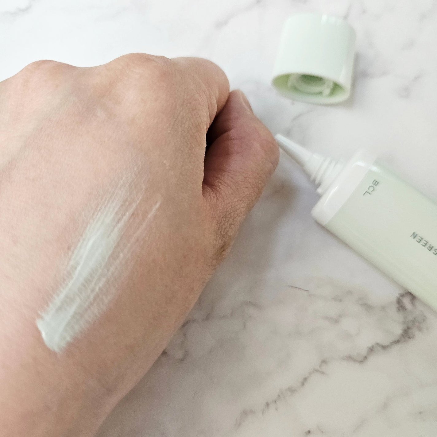 乾燥さん 保湿力スキンケア下地 シカグリーン/乾燥さん/化粧下地を使ったクチコミ(4枚目)