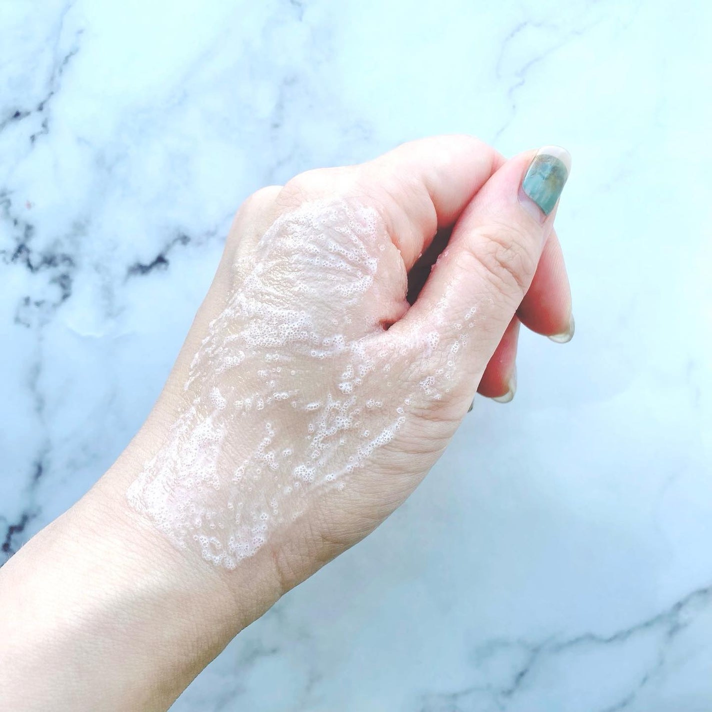 Q+Me スウィート ボム タラソ スクラブ/AGARISM/バスト・ヒップケアを使ったクチコミ(4枚目)