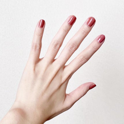 ヴェルニ ロング トゥニュ 943 エニグム<数量限定色>/CHANEL/マニキュアを使ったクチコミ(2枚目)