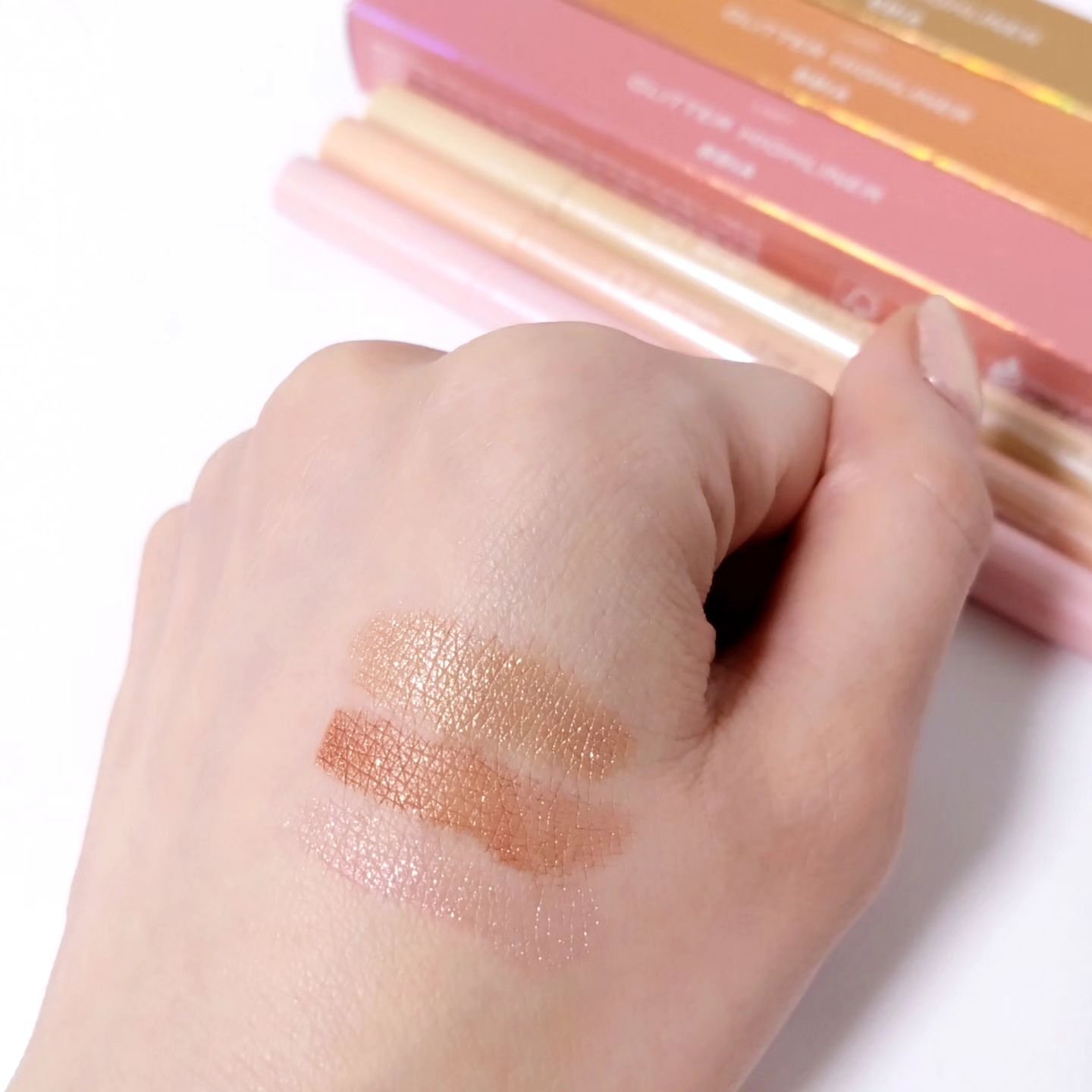 ラストグリッターハイライナー 03 デューイピンク/BBIA/リキッドアイライナーを使ったクチコミ（2枚目）